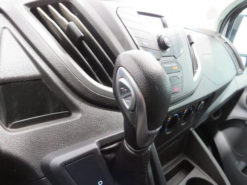 Used 2018 Ford Transit 250 130 Low Roof image 21