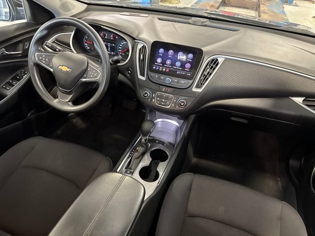 Used 2023 Chevrolet Malibu LT FWD image 14