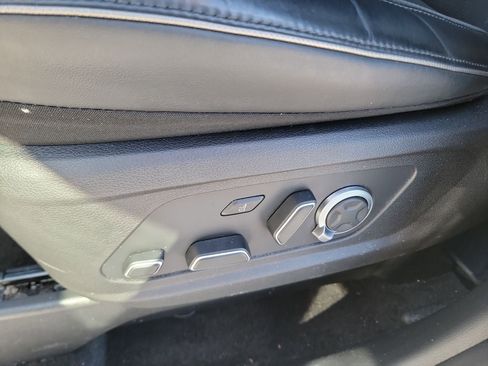 Used 2025 Hyundai Palisade Calligraphy image 12