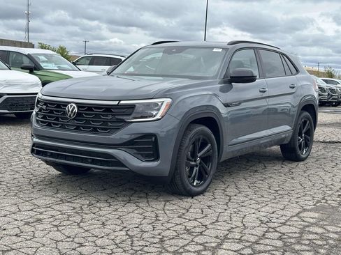 New 2026 Volkswagen Atlas Cross Sport SEL R-Line AWD/4WD image 1