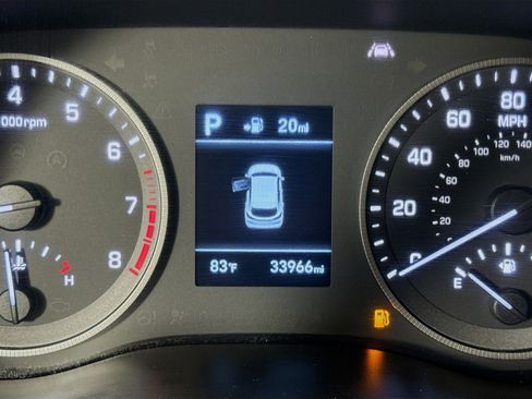 Used 2021 Hyundai Tucson SE image 16