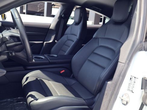 Certified 2025 Porsche Taycan 4S AWD/4WD image 5