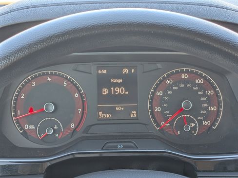 Used 2020 Volkswagen Jetta S image 24