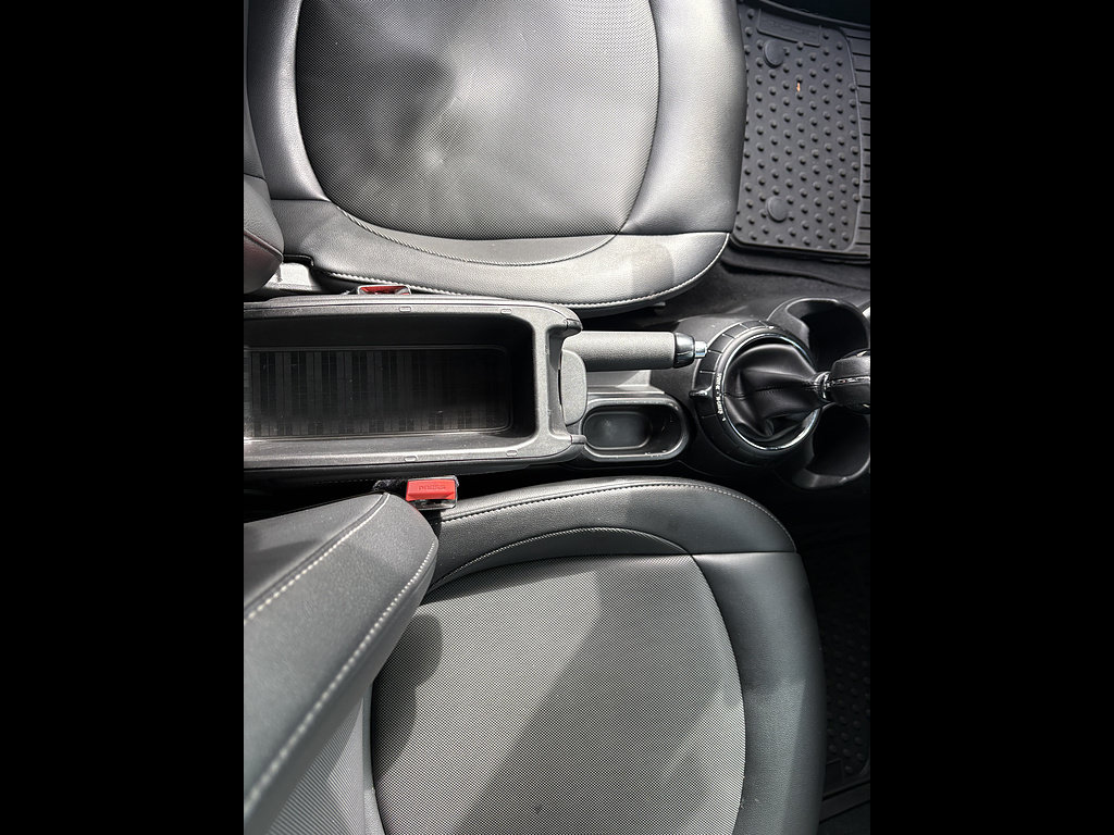 Used 2014 MINI Cooper 2-Door Hardtop FWD image 17
