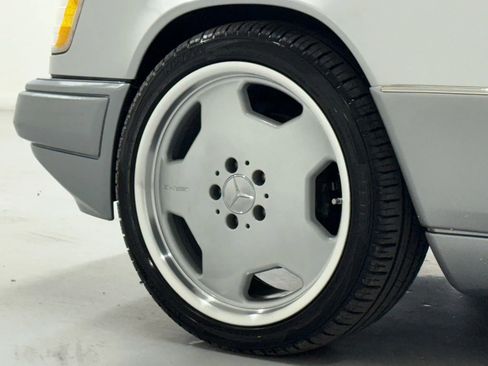 Used 1995 Mercedes-Benz E 320 Coupe image 36