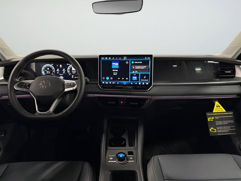 New 2026 Volkswagen Tiguan SE AWD/4WD image 10