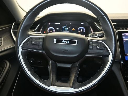 Used 2021 Jeep Grand Cherokee L Limited RWD image 14