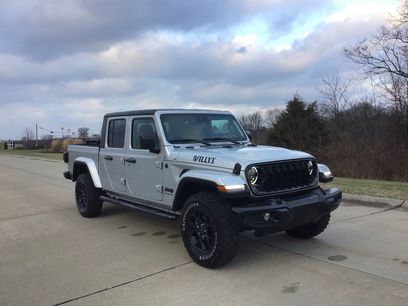 Used 2024 Jeep Gladiator Willys