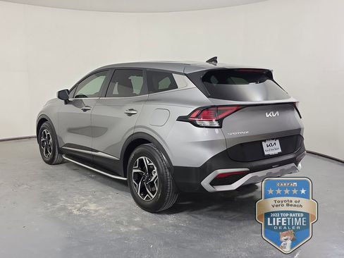 Certified 2025 Kia Sportage LX FWD image 4
