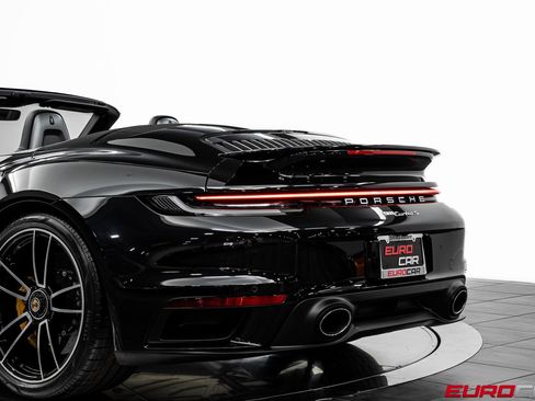Used 2022 Porsche 911 Turbo S image 19