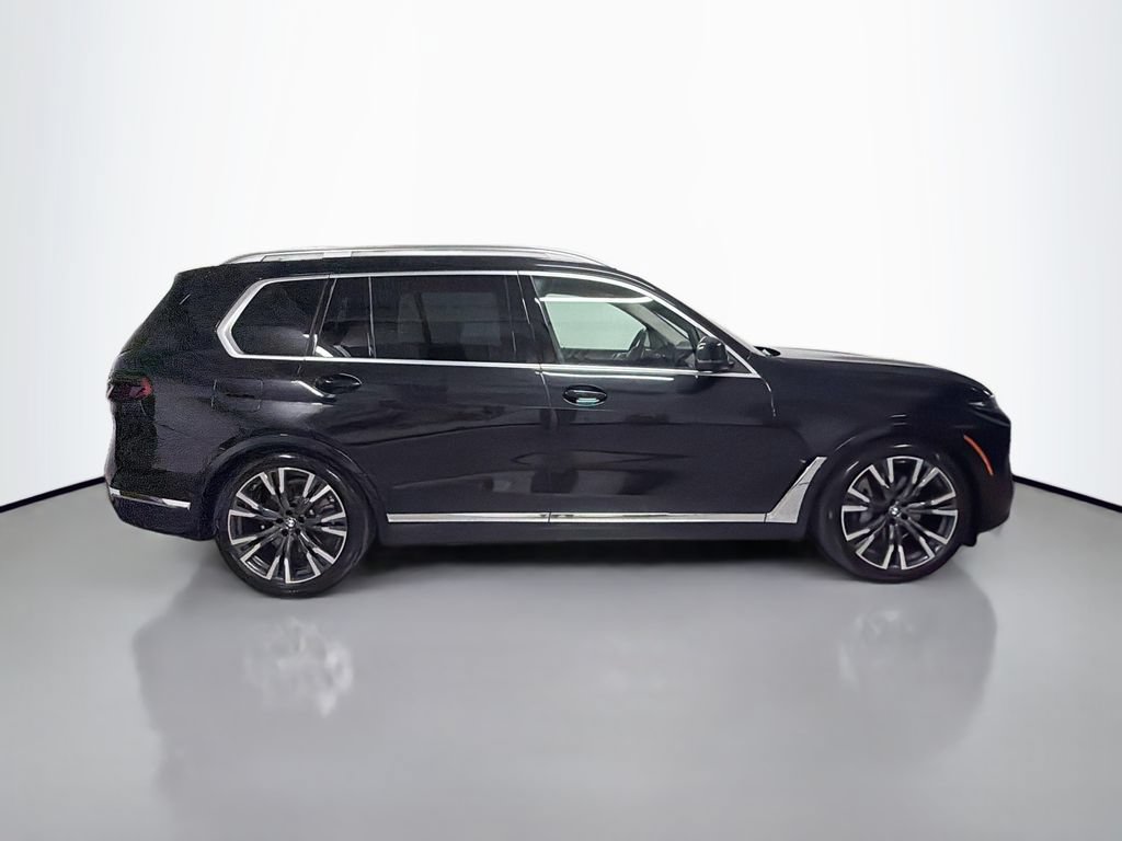 Used 2024 BMW X7 xDrive40i AWD/4WD image 8