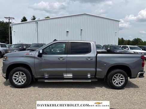 Used 2021 Chevrolet Silverado 1500 LT AWD/4WD image 2