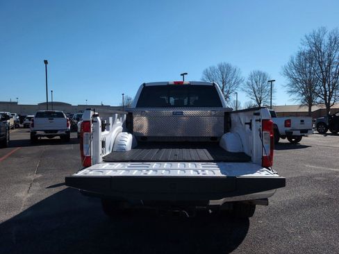 Used 2018 Ford F250 Lariat image 5