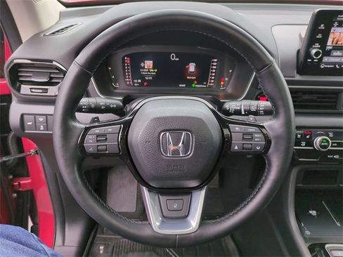 Used 2023 Honda Pilot Elite image 13