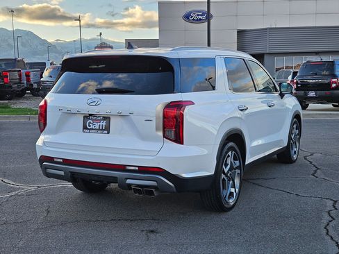 Used 2025 Hyundai Palisade Limited AWD/4WD image 3