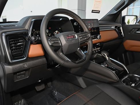 New 2026 GMC Canyon AT4 w/ Nightfall Edition AWD/4WD image 16