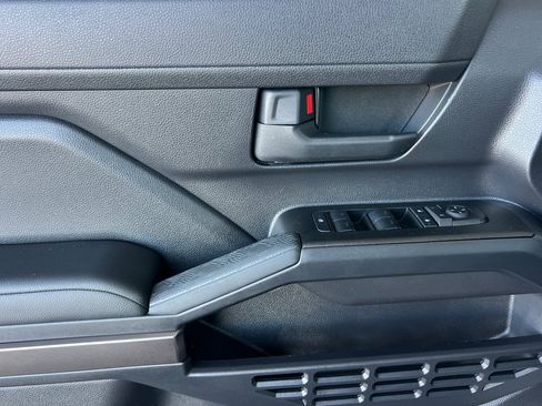 Certified 2025 Toyota 4Runner SR5 image 13