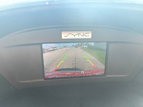 Used 2017 Ford Escape SE image 16