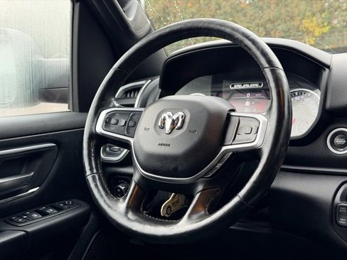 Used 2019 RAM 1500 Big Horn image 21