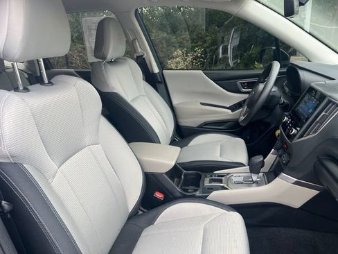 Used 2023 Subaru Forester AWD/4WD image 18