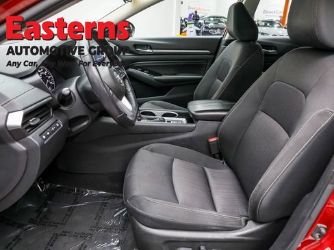 Used 2021 Nissan Altima 2.5 SV w/ SV Premium Package image 14