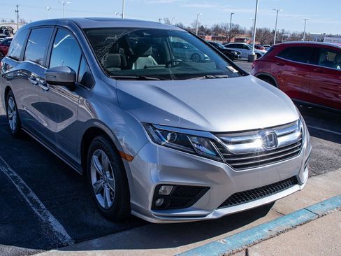 Used 2019 Honda Odyssey EX-L image 3