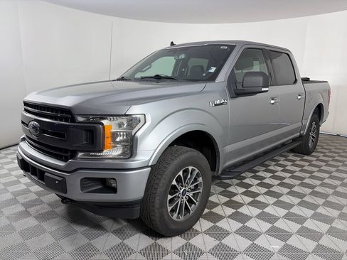 Used 2020 Ford F150 XLT w/ Equipment Group 302A Luxury AWD/4WD image 3