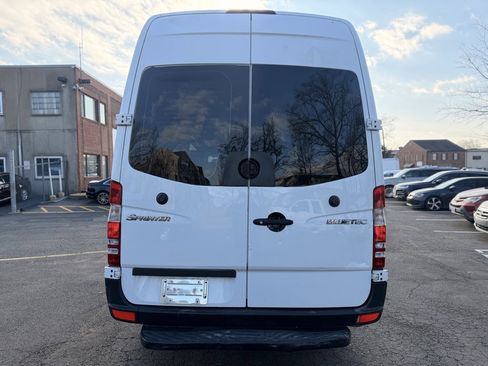 Used 2013 Mercedes-Benz Sprinter 2500 image 7