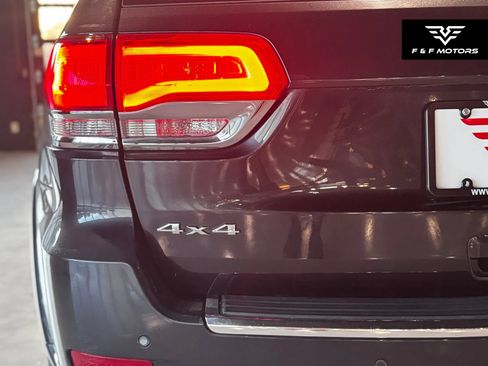 Used 2014 Jeep Grand Cherokee Overland AWD/4WD image 10