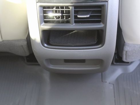 Used 2023 Cadillac XT5 Premium Luxury w/ Technology Package image 20