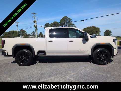 New 2026 GMC Sierra 2500 AT4 w/ AT4 Premium Plus Package AWD/4WD image 3