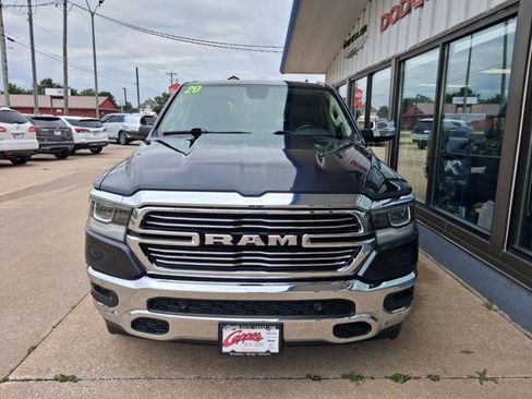 Used 2020 RAM 1500 Laramie AWD/4WD image 3