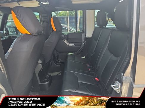 Used 2018 Jeep Wrangler Unlimited Sahara AWD/4WD image 13