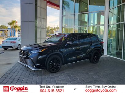 Certified 2023 Toyota Highlander XSE