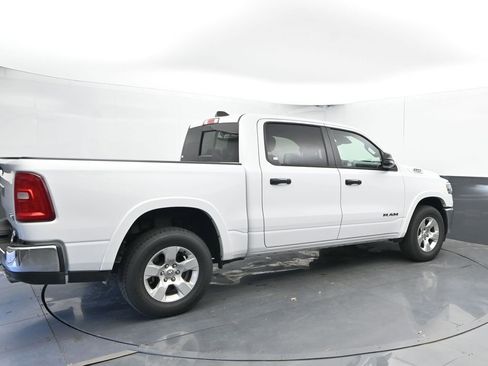 Used 2025 RAM 1500 Big Horn AWD/4WD image 11