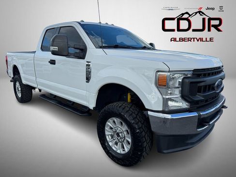 Used 2022 Ford F250 XL w/ Power Equipment Group AWD/4WD image 1