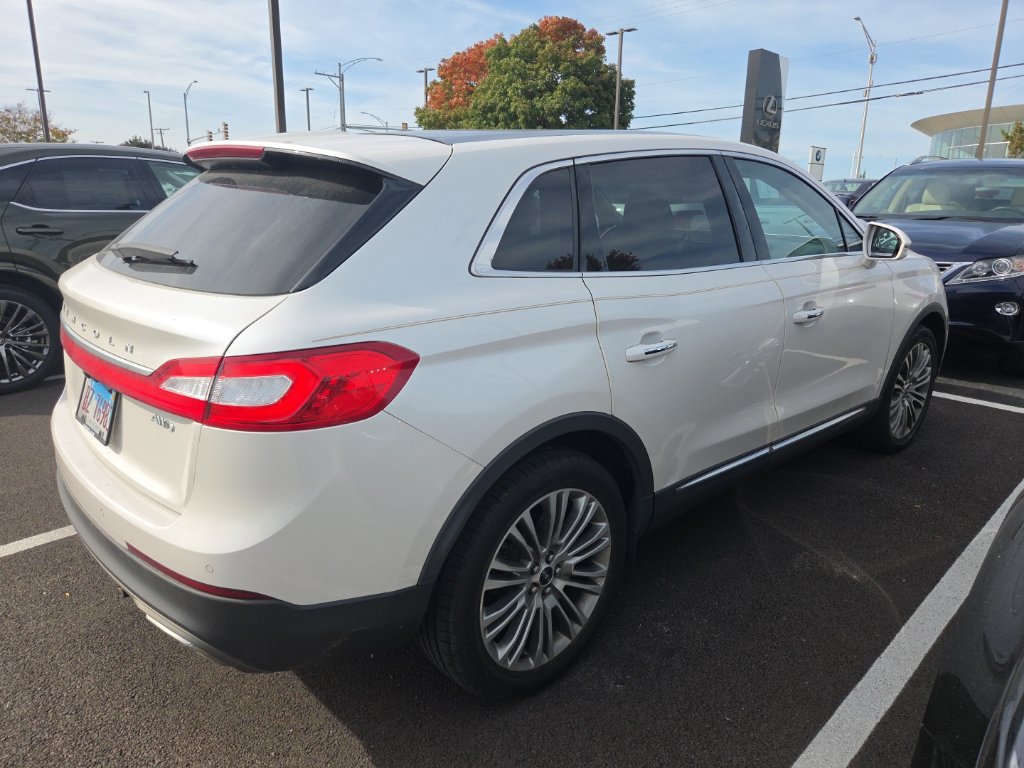 Used 2017 Lincoln MKX Reserve w/ Lincoln MKX Climate Package AWD/4WD image 4