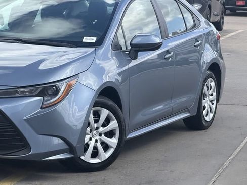 Used 2024 Toyota Corolla LE FWD image 3