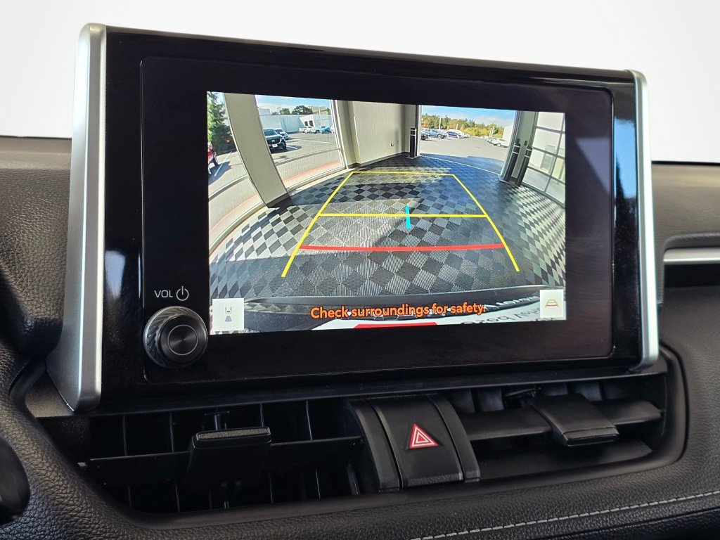 Certified 2025 Toyota RAV4 XLE FWD image 26