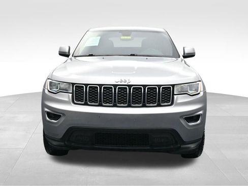 Used 2017 Jeep Grand Cherokee Laredo AWD/4WD image 8