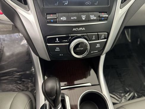 Used 2017 Acura TLX 2.4L image 8
