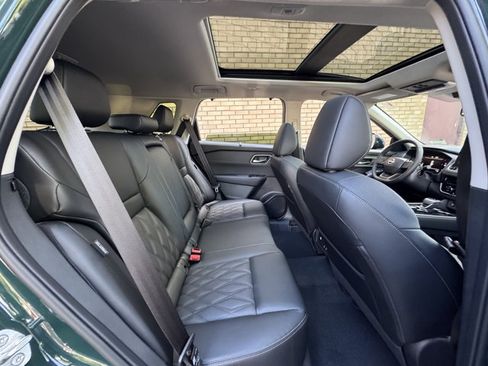 New 2026 Nissan Rogue Platinum w/ Platinum Premium Package AWD/4WD image 17