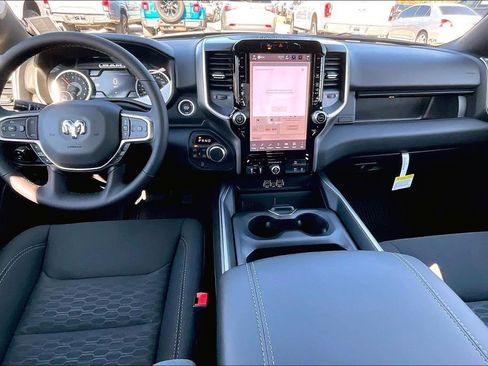 New 2026 RAM 1500 Big Horn AWD/4WD image 5