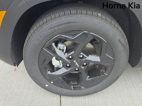 New 2026 Kia Seltos EX w/ EX Sunroof Package image 8