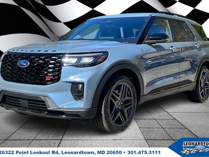 Used 2025 Ford Explorer ST