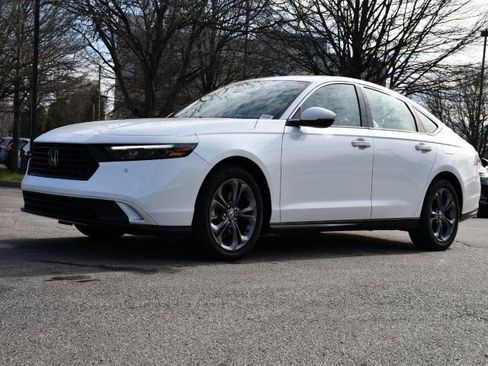 Used 2023 Honda Accord EX-L image 3