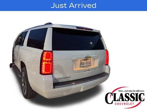 Used 2015 Chevrolet Suburban LTZ image 11