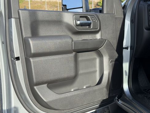 New 2026 Chevrolet Silverado 2500 Custom w/ Custom Value Package image 10