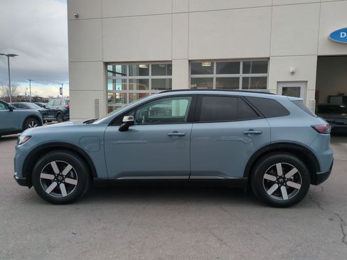 Used 2025 Honda Prologue Touring image 9