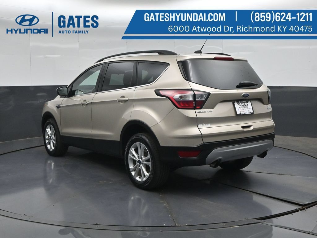 Used 2018 Ford Escape SE AWD/4WD image 8